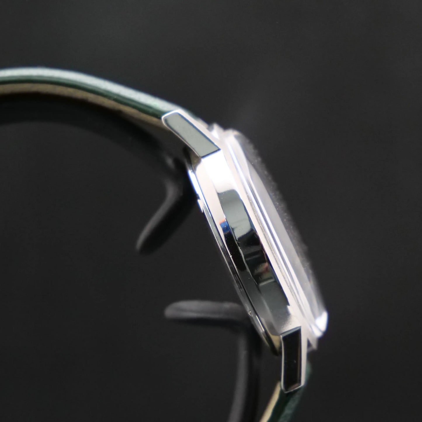 Omega Genève 35mm