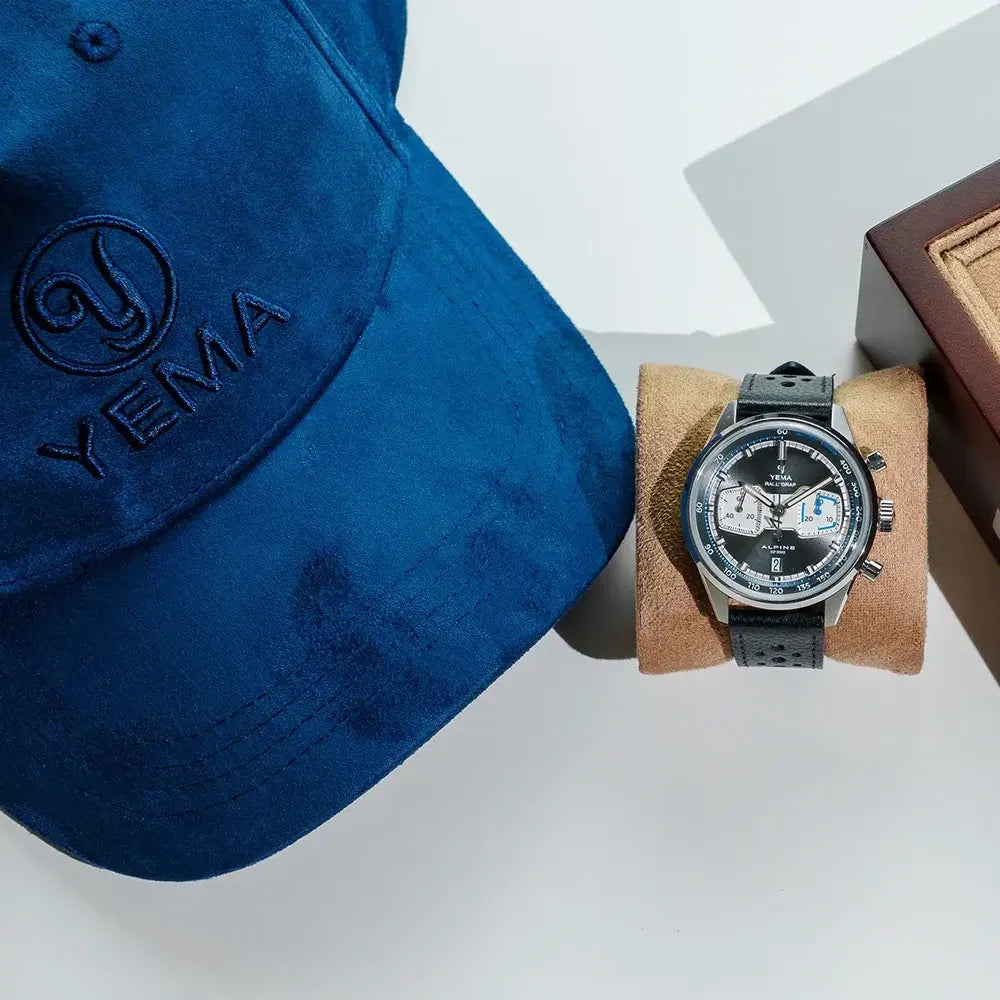 Vitruve GMT Green - leather strap